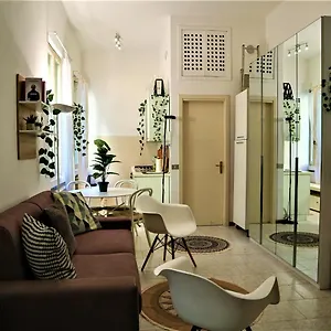 Apartamento - La Casa Delle Meraviglie -navigli Edition-, Milán