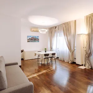 Piccinni Exclusive , Bari Italia