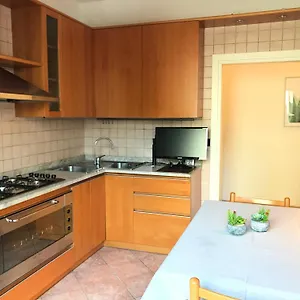 Casa Rita , Mestre Italia